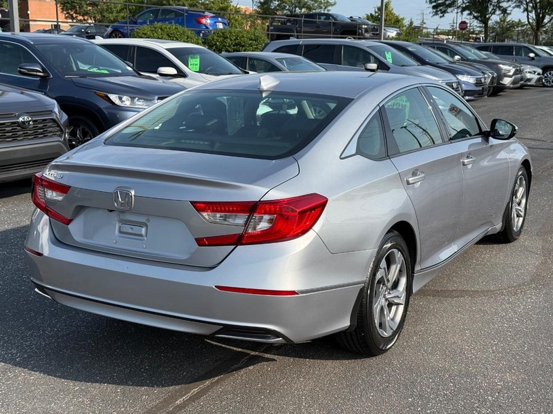 Honda Accord Sedan Vehicle Full-screen Gallery Image 03