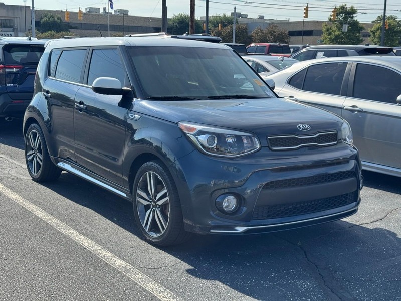 Kia Soul Vehicle Image 02