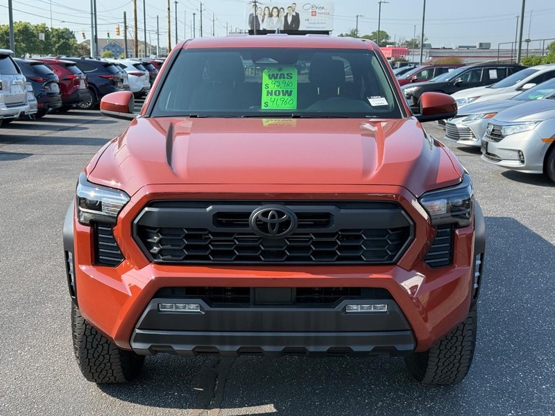 Toyota Tacoma 4WD Vehicle Image 09