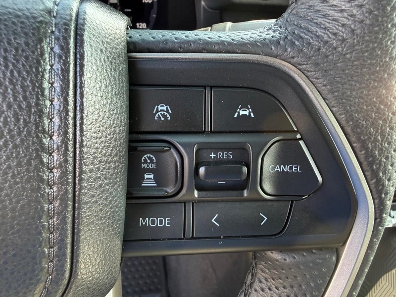 Toyota Tacoma 4WD Vehicle Image 14