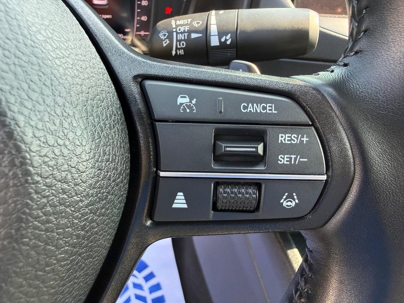 Honda Accord Hybrid Vehicle Full-screen Gallery Image 15