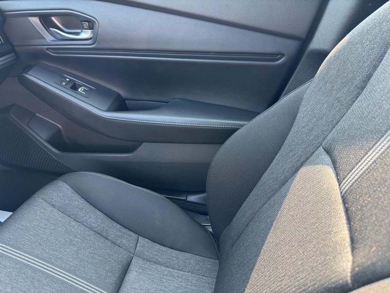 Honda Accord Hybrid Vehicle Full-screen Gallery Image 21
