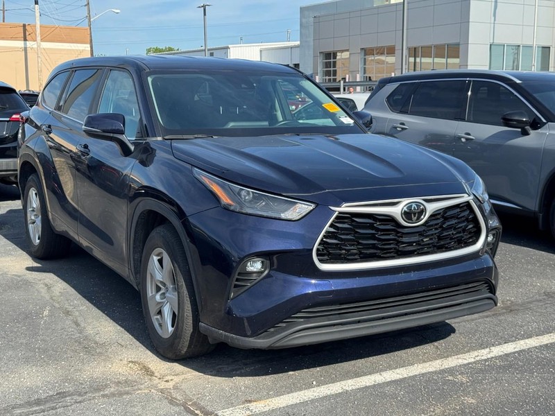 Toyota Highlander Vehicle Image 02