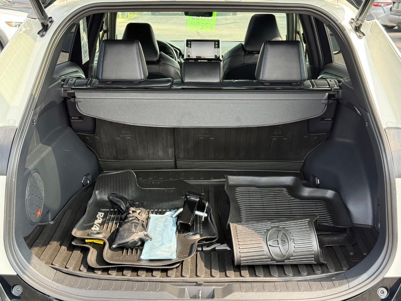 Toyota RAV4 Vehicle Image 07