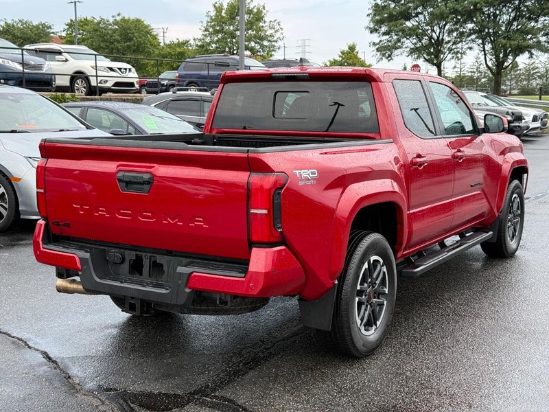 Toyota Tacoma 4WD Vehicle Image 03