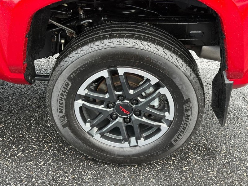 Toyota Tacoma 4WD Vehicle Image 06