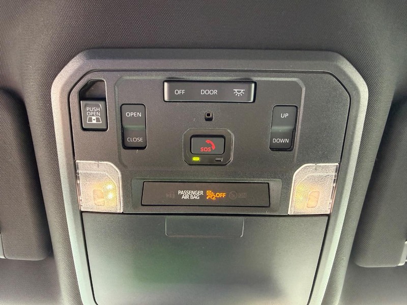 Toyota Tacoma 4WD Vehicle Image 23