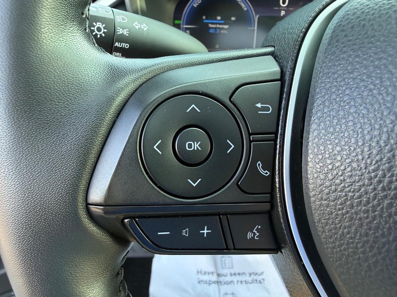 Toyota RAV4 Vehicle Image 15