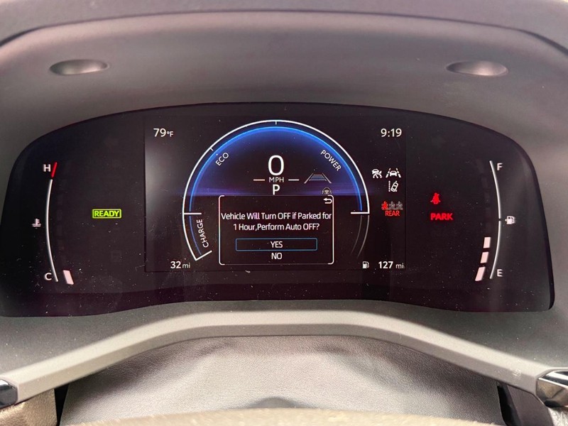 Toyota Camry Vehicle Image 20
