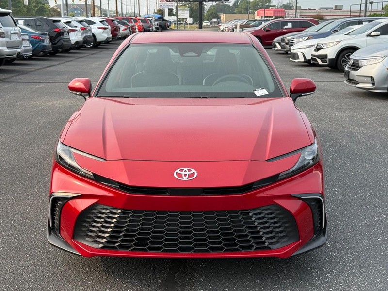 Toyota Camry Vehicle Image 09