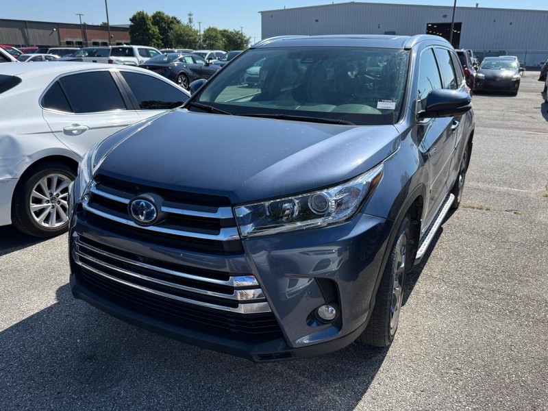 Toyota Highlander Vehicle Image 02