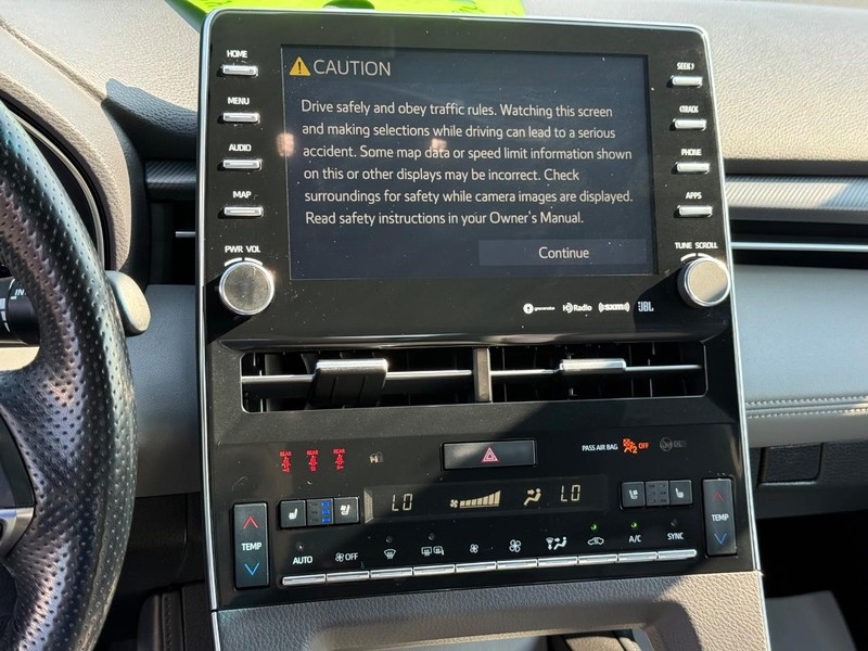 Toyota Avalon Vehicle Image 18