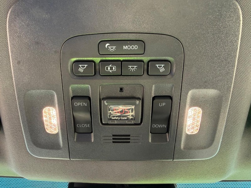 Toyota Avalon Vehicle Image 22