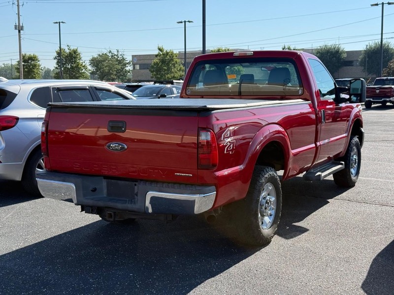Ford Super Duty F-250 SRW Vehicle Image 04