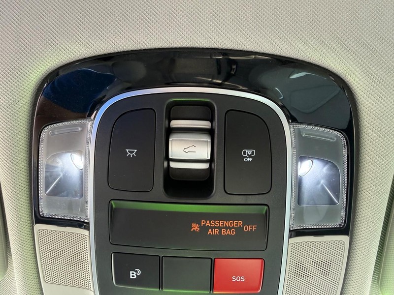 Hyundai Tucson Hybrid Vehicle Image 24
