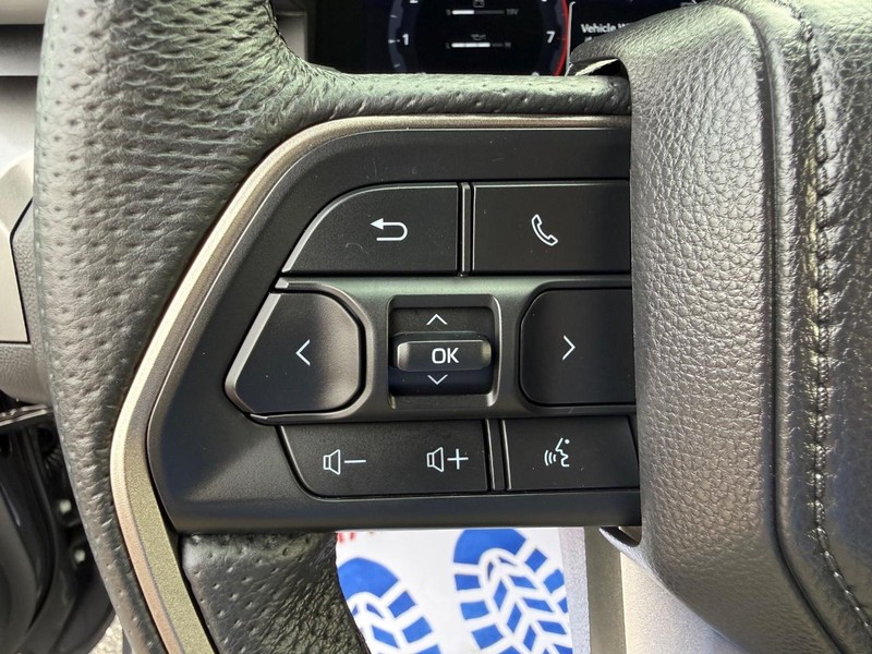 Toyota Tacoma 4WD Vehicle Image 13