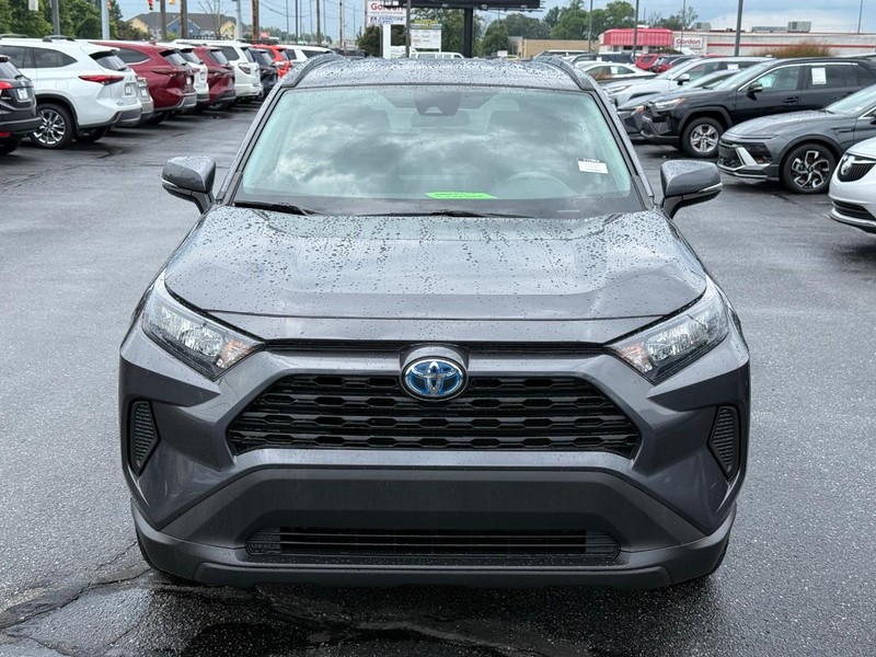 Toyota RAV4 Vehicle Image 09