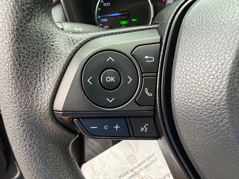 Toyota RAV4 Vehicle Image 13