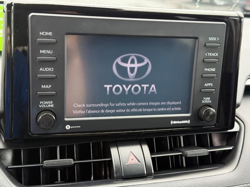 Toyota RAV4 Vehicle Image 15