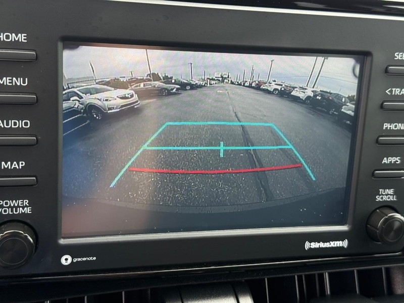 Toyota RAV4 Vehicle Image 16
