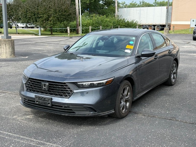 Honda Accord Hybrid Vehicle Image 02