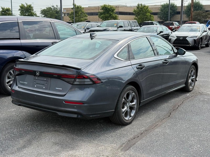 Honda Accord Hybrid Vehicle Image 04