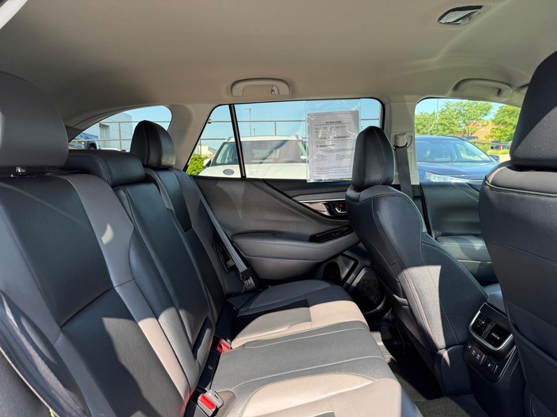 Subaru Outback Vehicle Image 11