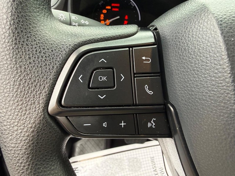 Toyota Sienna Vehicle Image 14