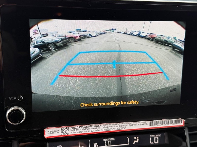 Toyota Sienna Vehicle Image 18