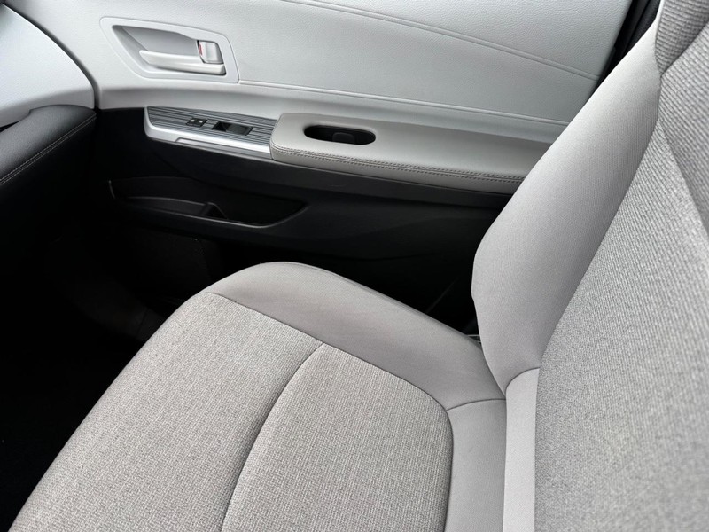Toyota Sienna Vehicle Image 20