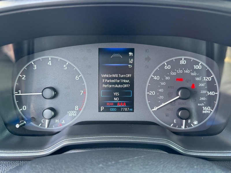 Toyota Corolla Vehicle Full-screen Gallery Image 20