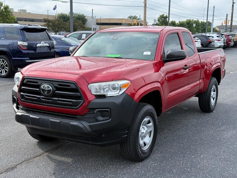 Toyota Tacoma Vehicle Image 08