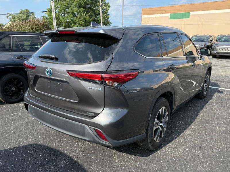 Toyota Highlander Vehicle Image 04