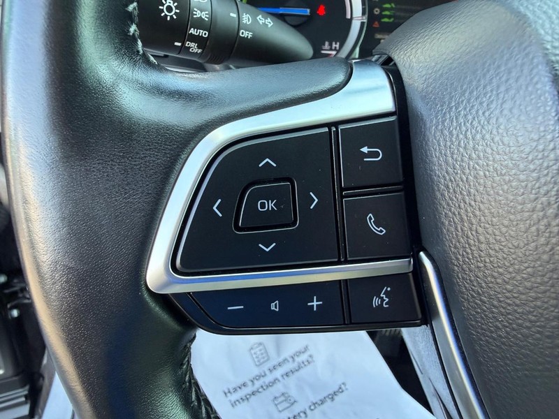 Toyota Highlander Vehicle Image 16