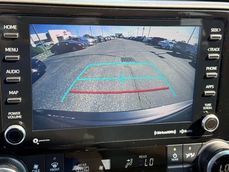 Toyota Highlander Vehicle Image 21