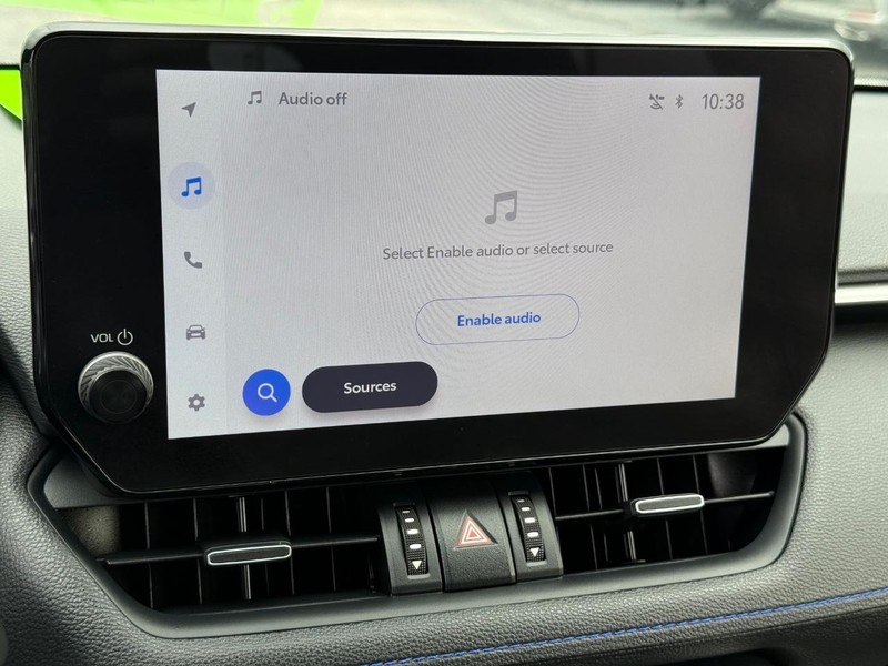 Toyota RAV4 Vehicle Image 19