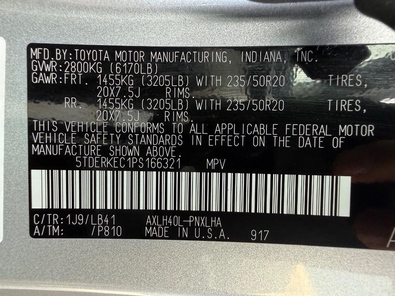 Toyota Sienna Vehicle Image 30