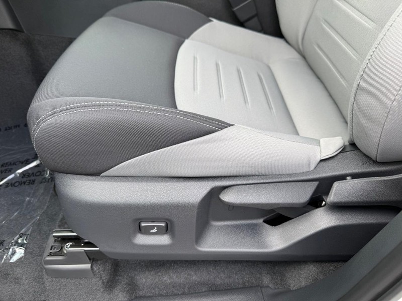 Toyota Tacoma 4WD Vehicle Image 19