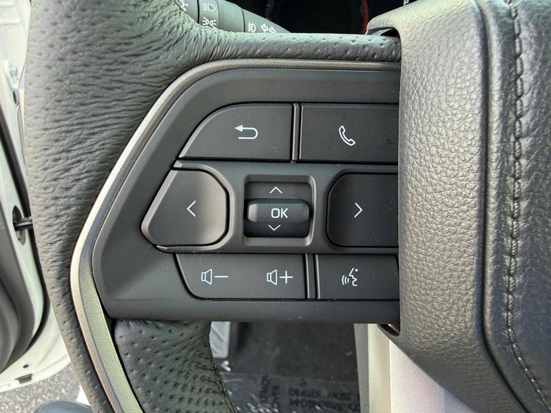 Toyota Tacoma 4WD Vehicle Image 07