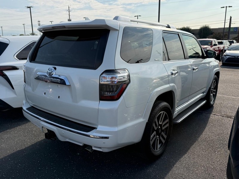 Toyota 4Runner Vehicle Image 04