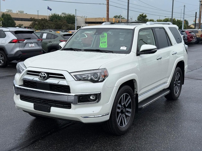 Toyota 4Runner Vehicle Image 08