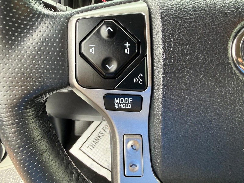 Toyota 4Runner Vehicle Image 14