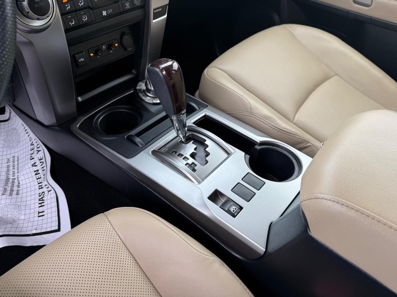 Toyota 4Runner Vehicle Image 20