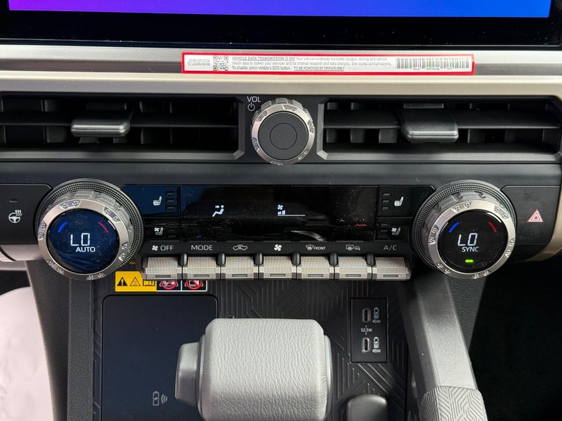 Toyota Tacoma 4WD Vehicle Image 14