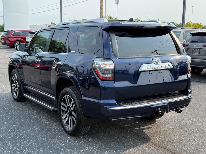 Toyota 4Runner Vehicle Image 05