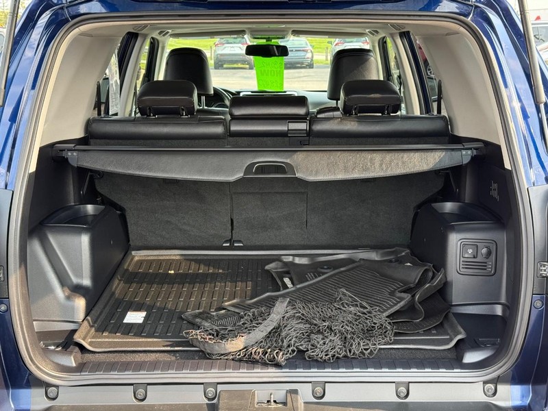 Toyota 4Runner Vehicle Image 07