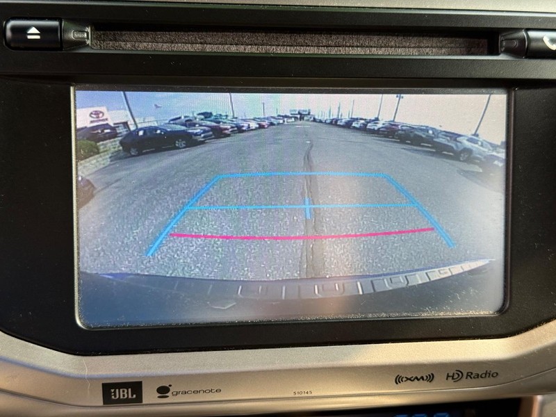 Toyota 4Runner Vehicle Image 19