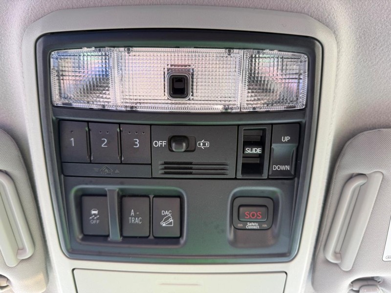 Toyota 4Runner Vehicle Image 22