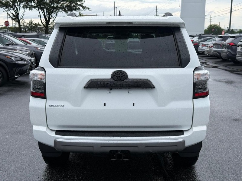 Toyota 4Runner Vehicle Image 04
