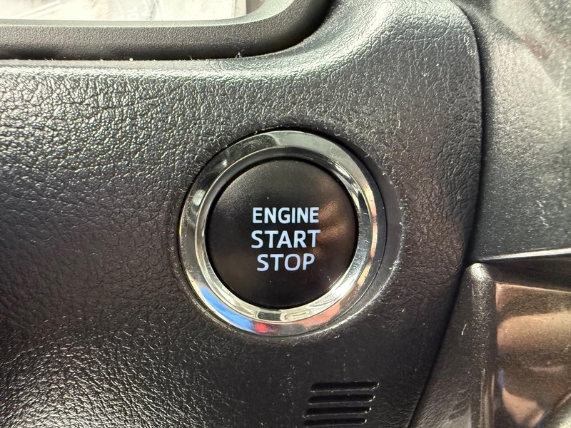 Toyota 4Runner Vehicle Image 16
